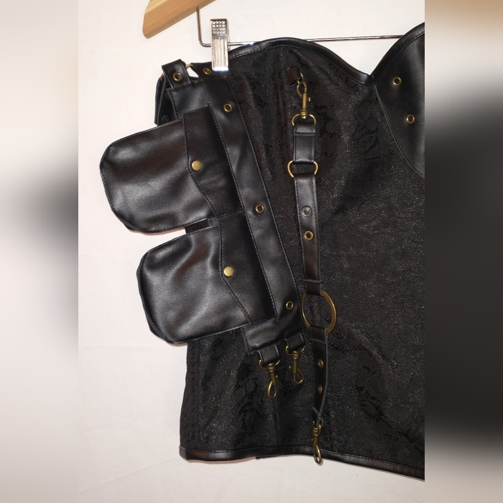 Steampunk Goth Black Lace Corset with Attached Pouches XL - Picture 3 of 8
